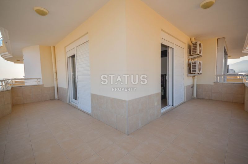 Видовой Дуплекс 4+1, в 50 метрах от моря, в районе Махмутлар, 240 кв.м. фото 8