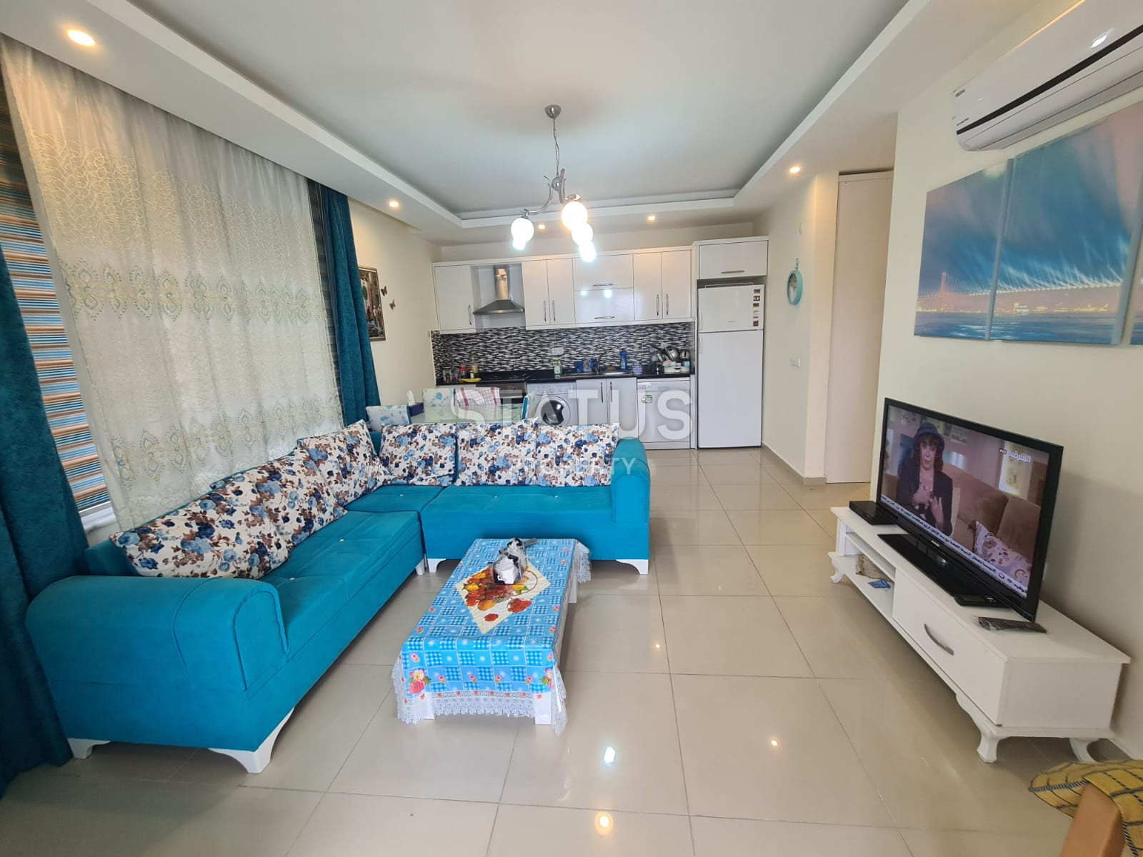 Просторные, меблированные апартаменты 2+1, в 150 метрах от моря, в районе Махмутлар, 100 кв.м. фото 3