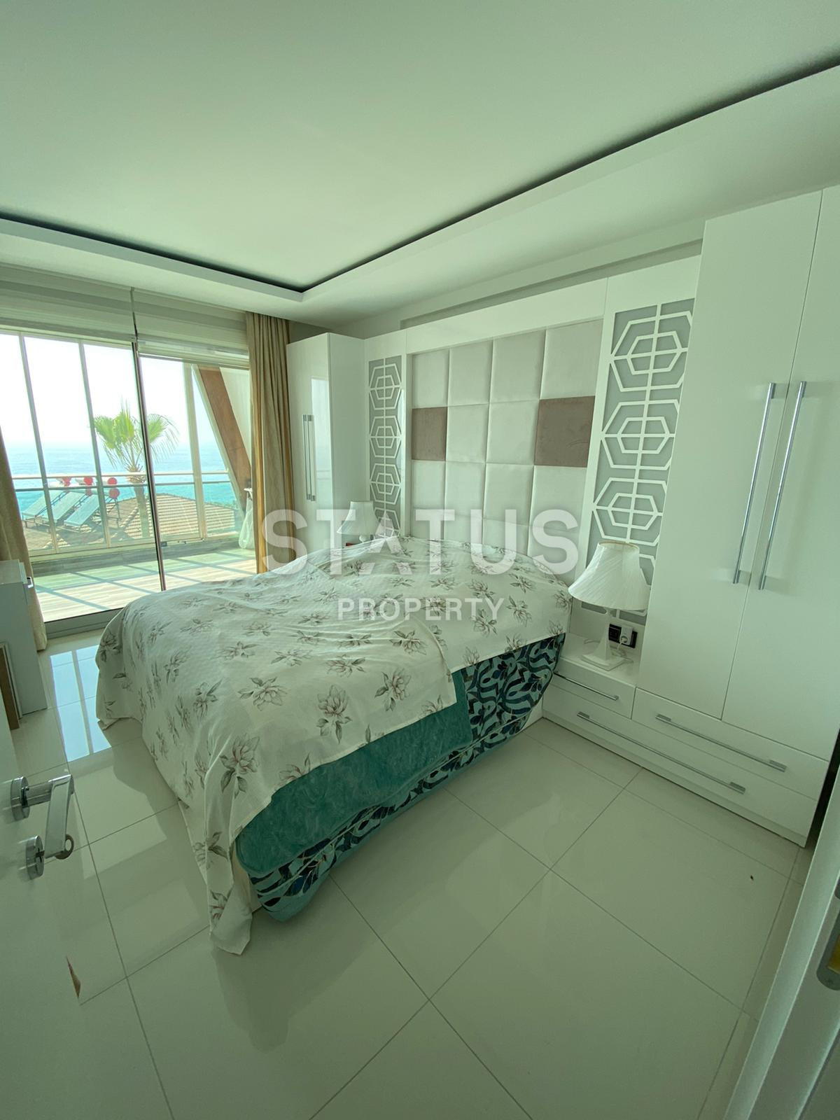 Two-room apartment with direct sea view, 60 m2 фото 10