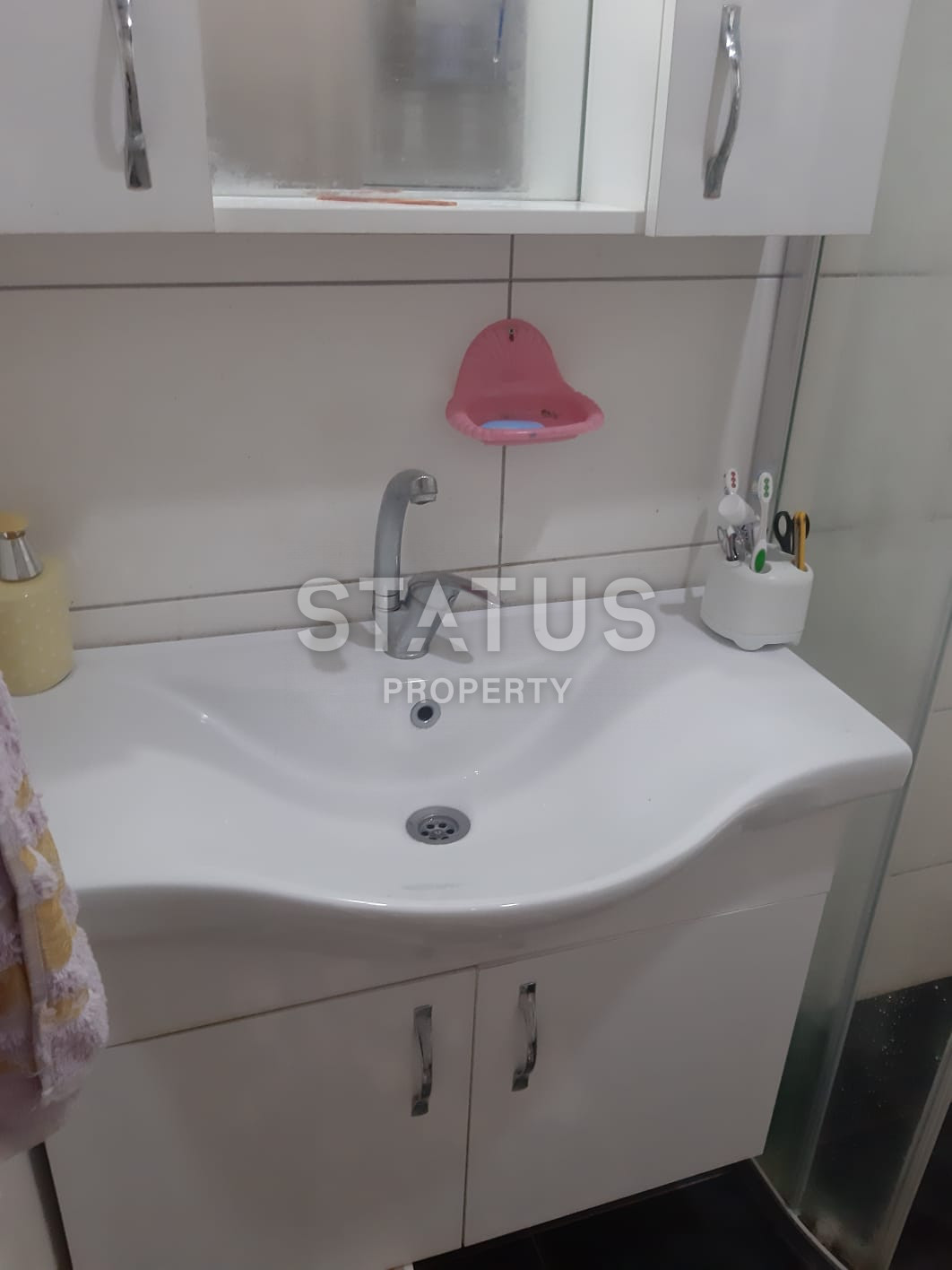 Квартира 1+1 с мебелью и техникой в Махмутларе, 65 кв.м. фото 2