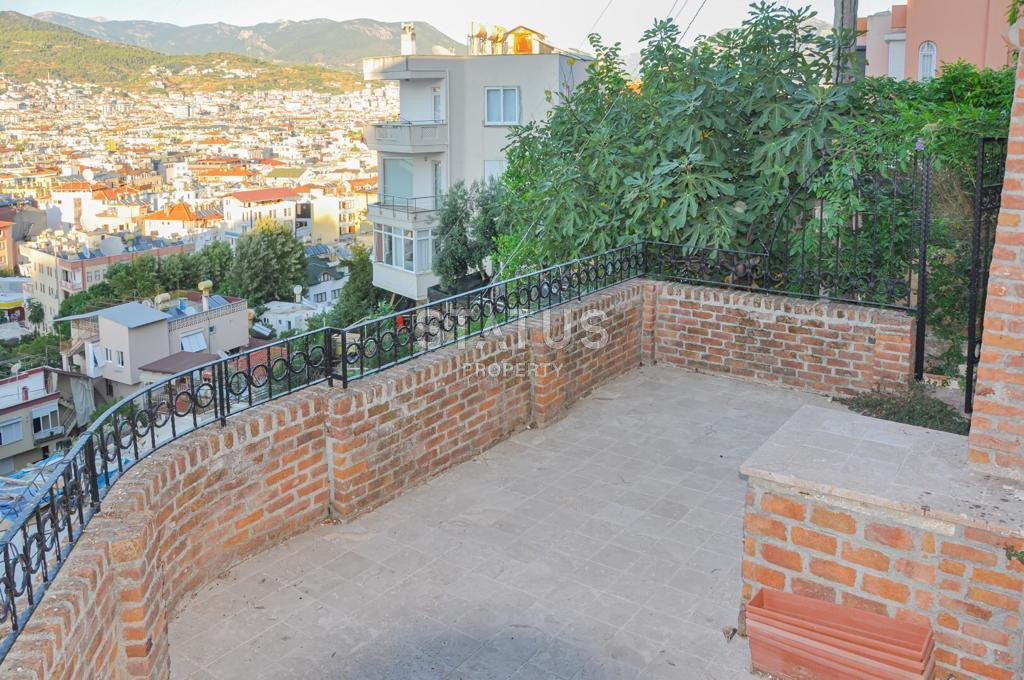 Вилла на две квартиры 2+1 на историческом полуострове в самом центре Алании. фото 16