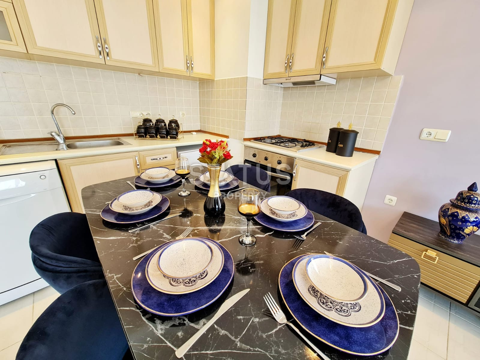 Мебелированные апартаменты 2+1, в районе Махмутлар, 120 кв.м фото 11