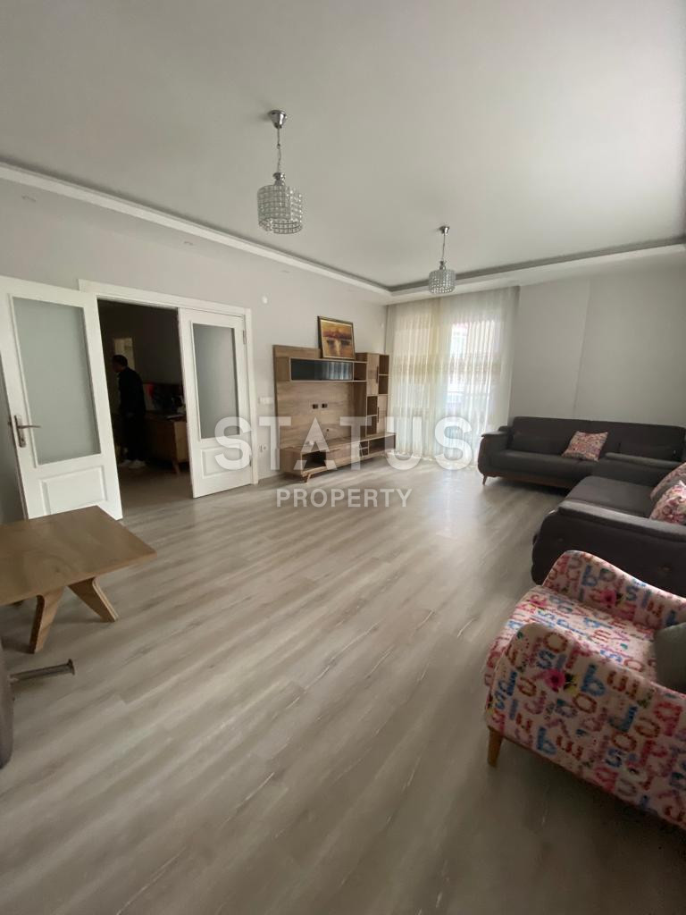 Просторная и уютная квартира 3+1 в районе Клеопатры, 140 м2. фото 1