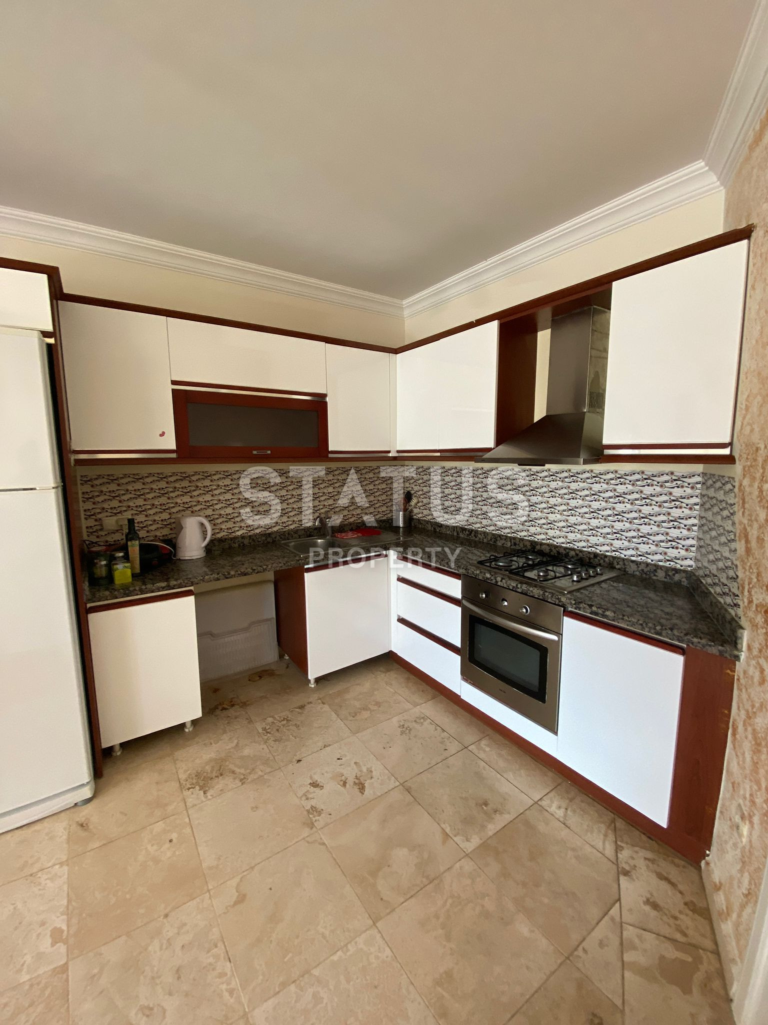 Furnished apartment 2+1 in Mahmutlar, 130 m2. фото 9