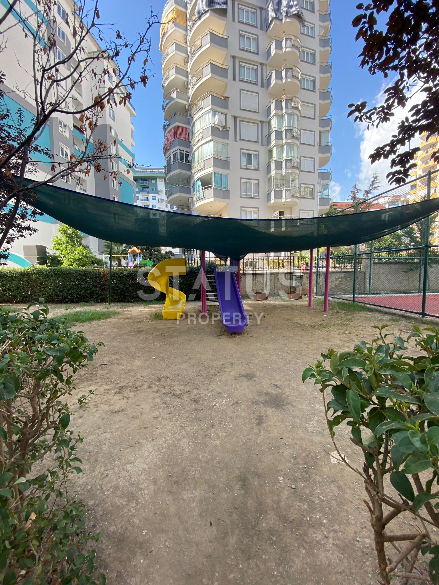 Furnished apartment 2+1 in Mahmutlar, 130 m2. фото 22