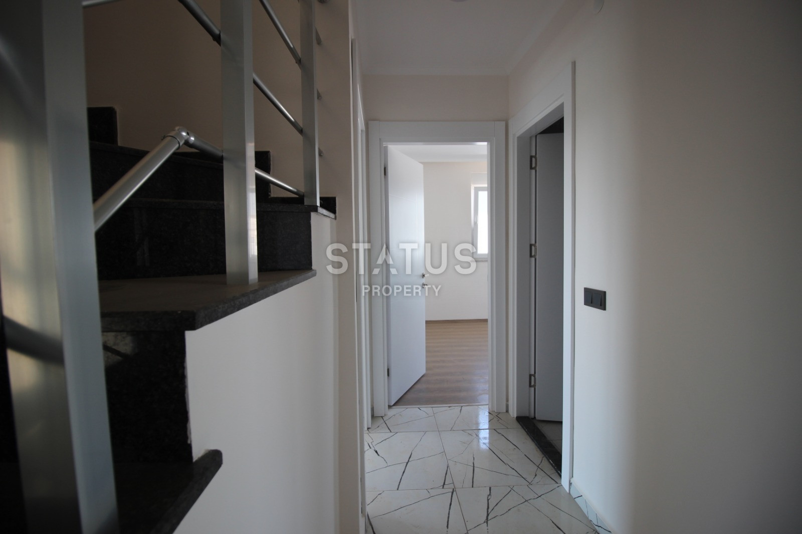 Панорамный двухуровневый пентхаус 4+1, в районе Оба, 220 кв.м. фото 18