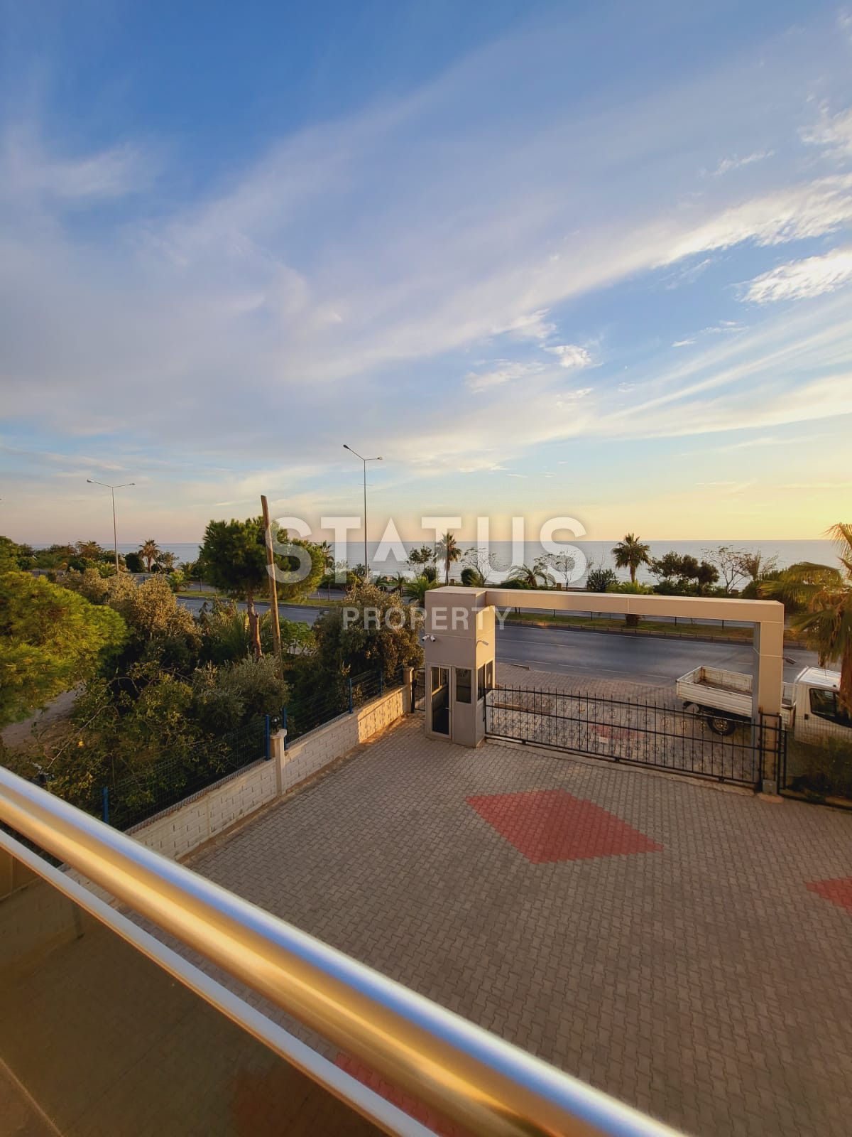 Spacious apartment 2+1, on the first coastline, in the Kestel area, 185 sq.m. фото 21