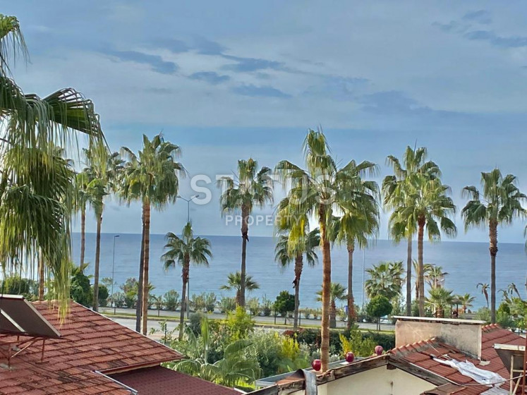 Мебелированные апартаменты 2+1, в 100 метрах от моря, в районе Махмутлар, 120 кв.м. фото 1