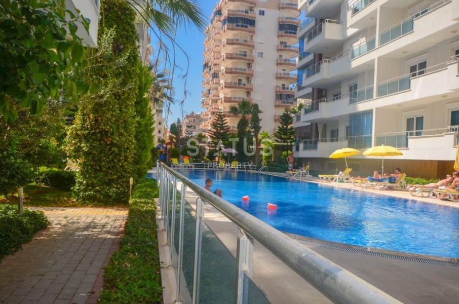 Spacious furnished apartment 2+1 150 meters from the sea in Mahmutlar. фото 3