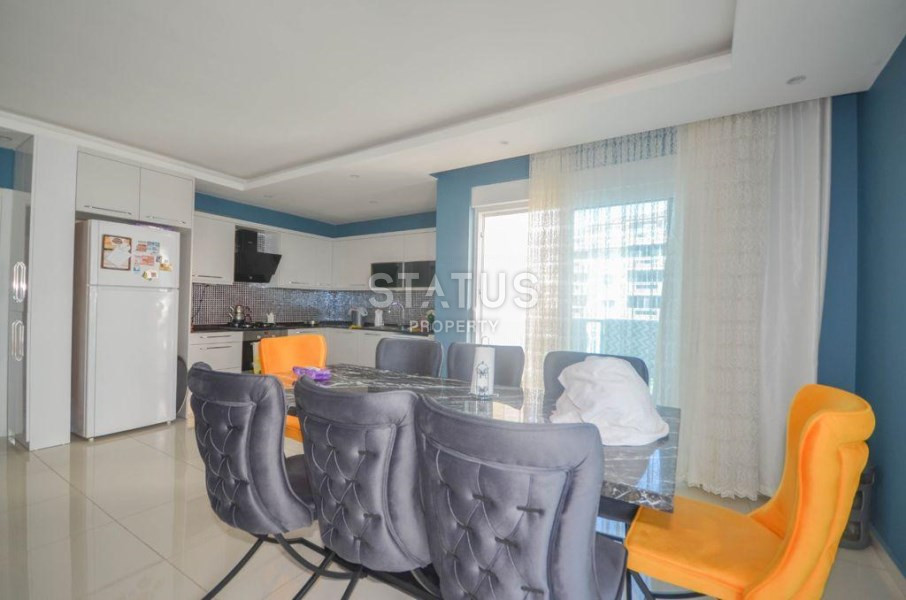 Spacious furnished apartment 2+1 150 meters from the sea in Mahmutlar. фото 9