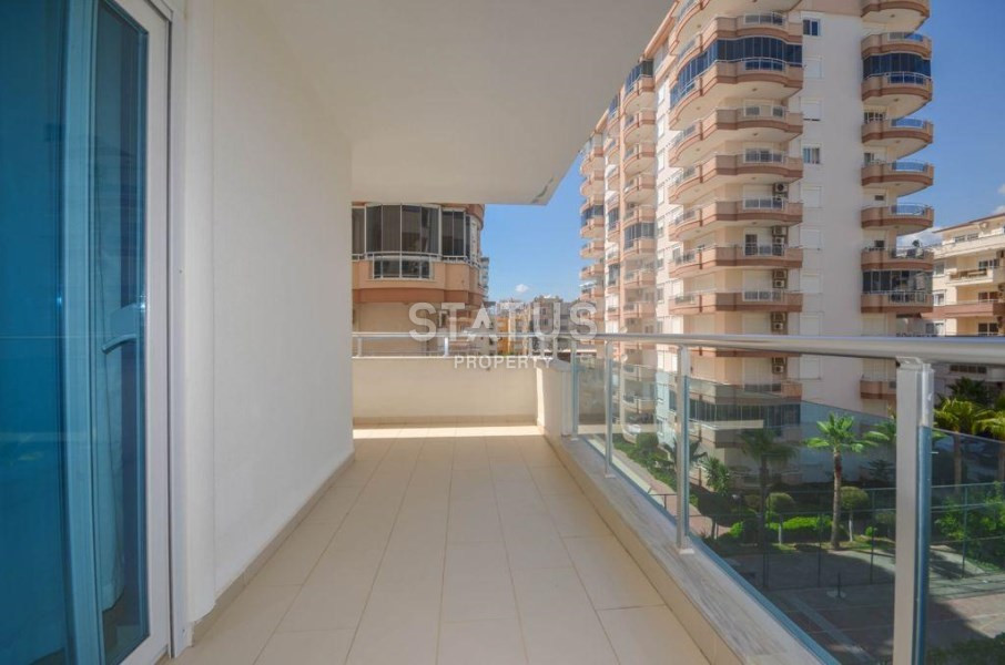 Spacious furnished apartment 2+1 150 meters from the sea in Mahmutlar. фото 17