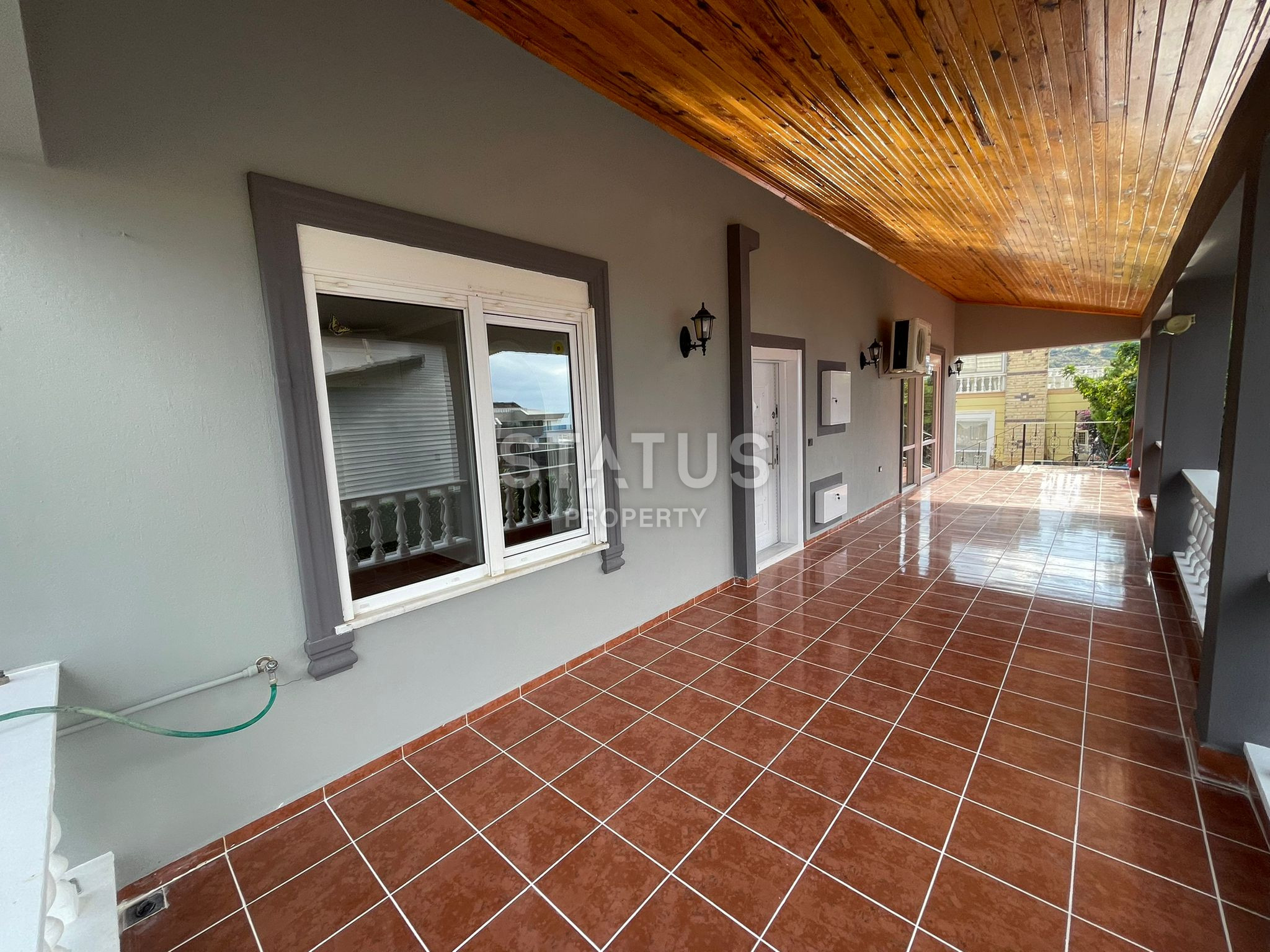 Large villa 3+1 with a swimming pool in the Kargicak area, 650 m2 фото 25