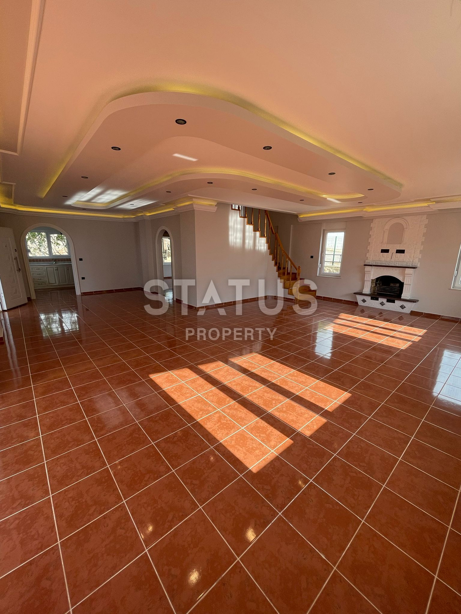 Large villa 3+1 with a swimming pool in the Kargicak area, 650 m2 фото 40