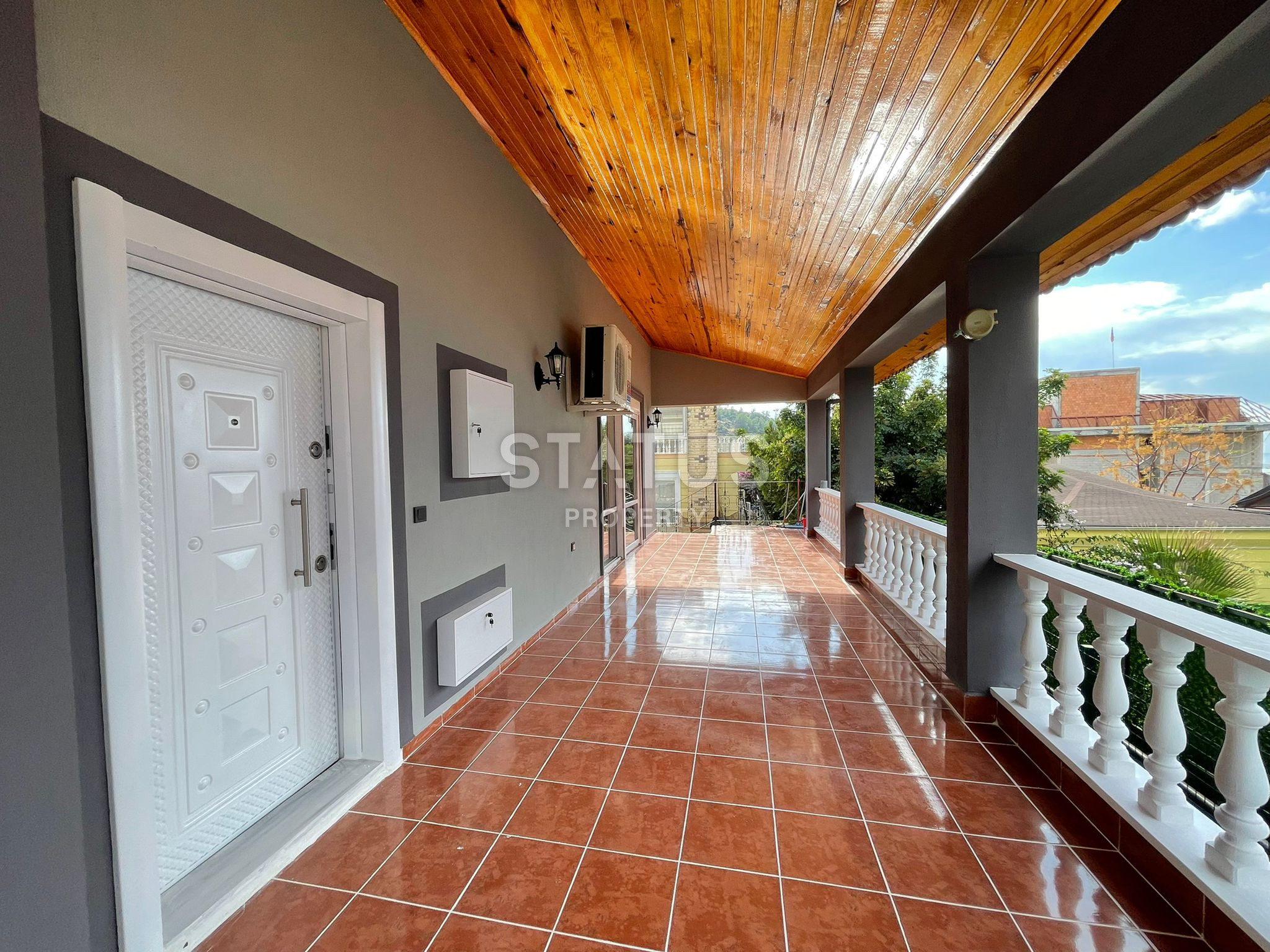 Large villa 3+1 with a swimming pool in the Kargicak area, 650 m2 фото 42