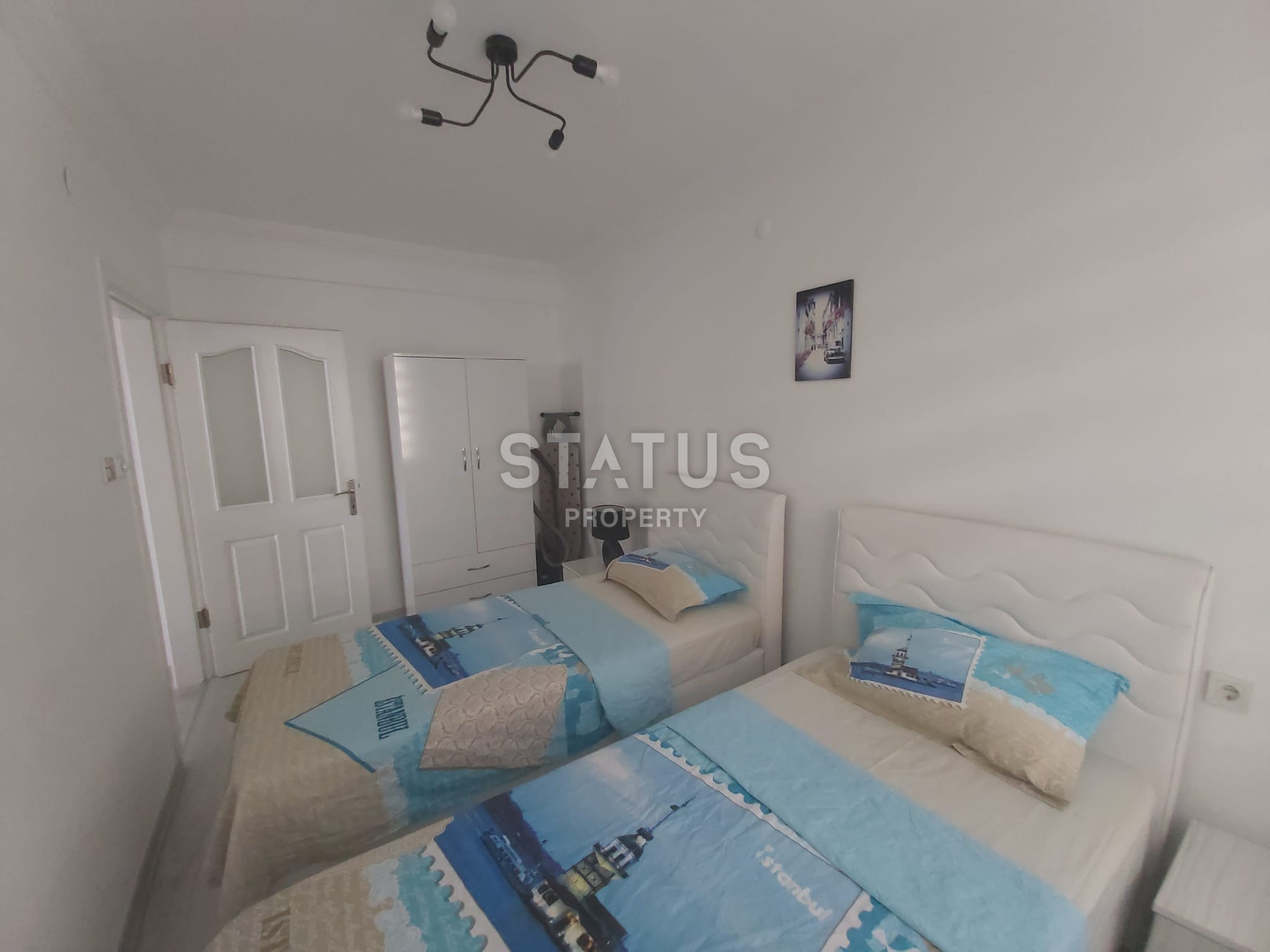 Three-room apartment with a sea view, 70 meters from the Cleopatra beach, 80 sq.m. фото 6