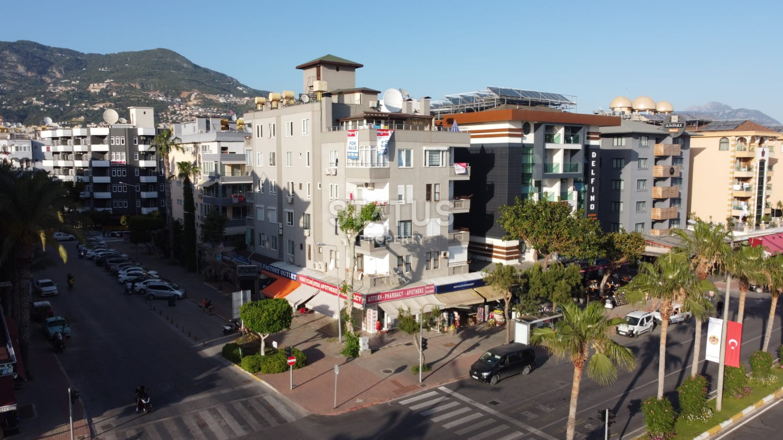 Three-room apartment with a sea view, 70 meters from the Cleopatra beach, 80 sq.m. фото 17