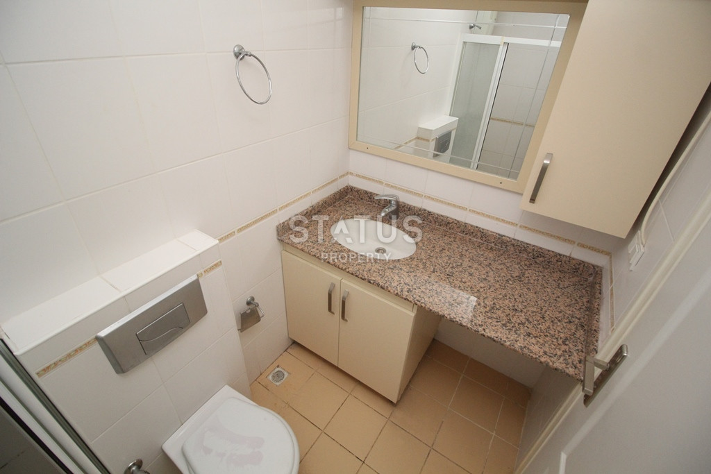 Просторная квартира 1+1 с видом на море, 65 м2 в Тосмуре. фото 16