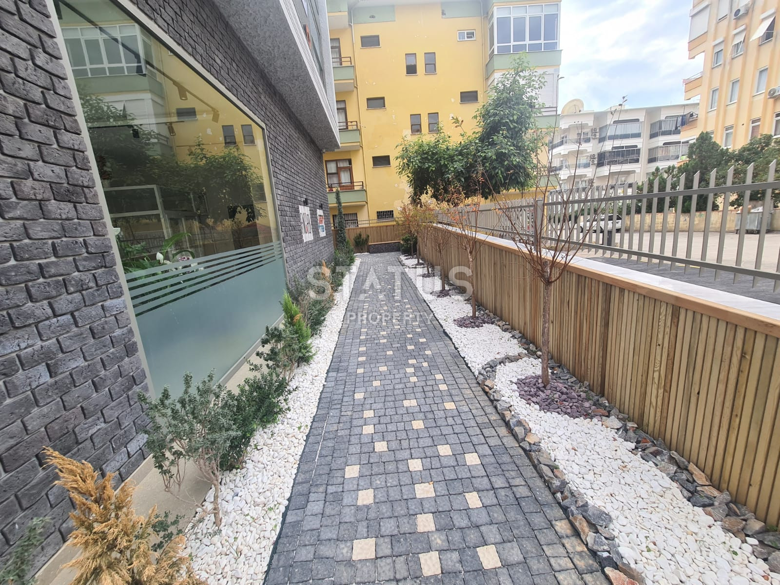 Двухуровневые апартаменты 2+1 в центре Алании в новом доме с видом на горы и Аланийскую Крепость, 120м2 фото 19