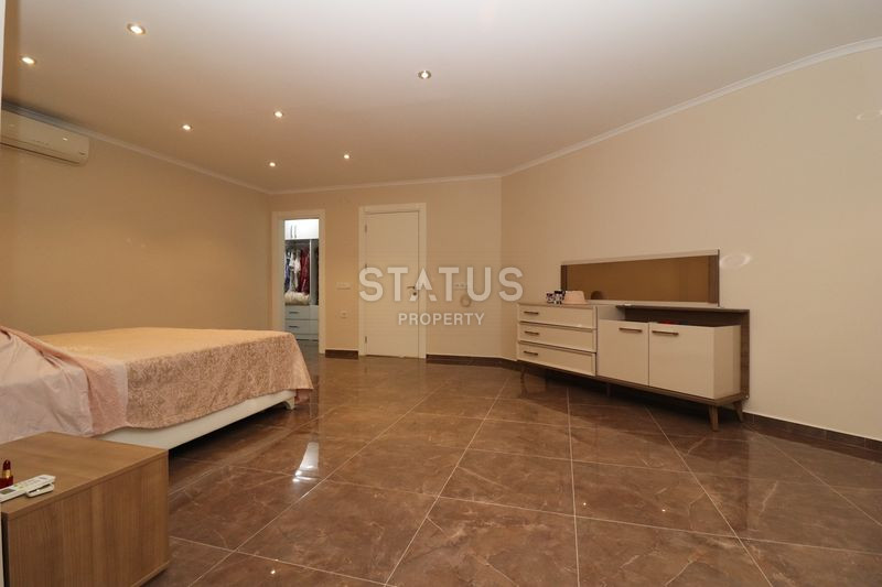 Большой пентхаус 4+1 с видом на море в районе Кестель, 250 м2 фото 11