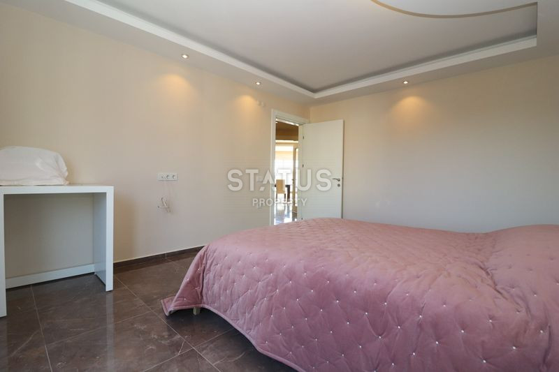 Большой пентхаус 4+1 с видом на море в районе Кестель, 250 м2 фото 29