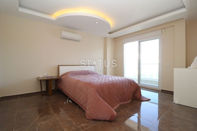 Большой пентхаус 4+1 с видом на море в районе Кестель, 250 м2 фото 30