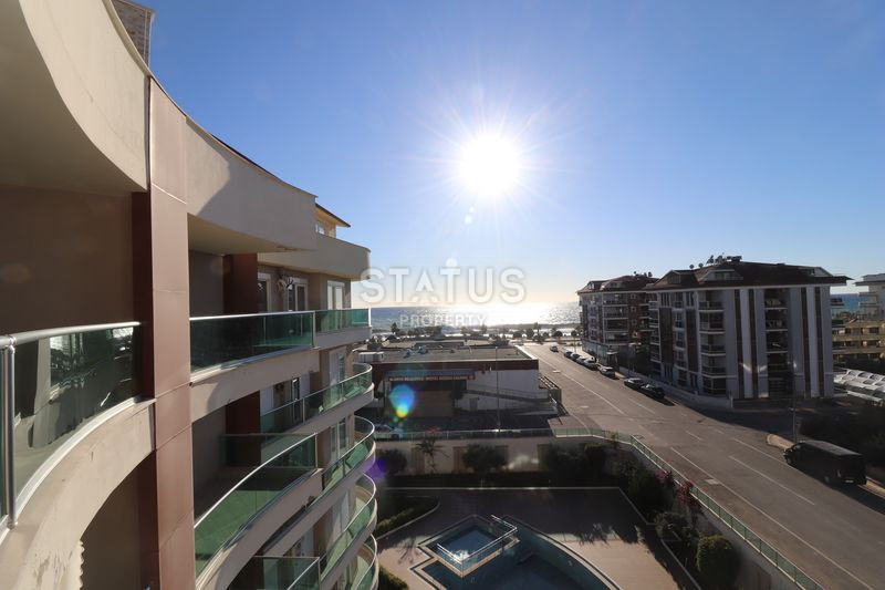 Большой пентхаус 4+1 с видом на море в районе Кестель, 250 м2 фото 33