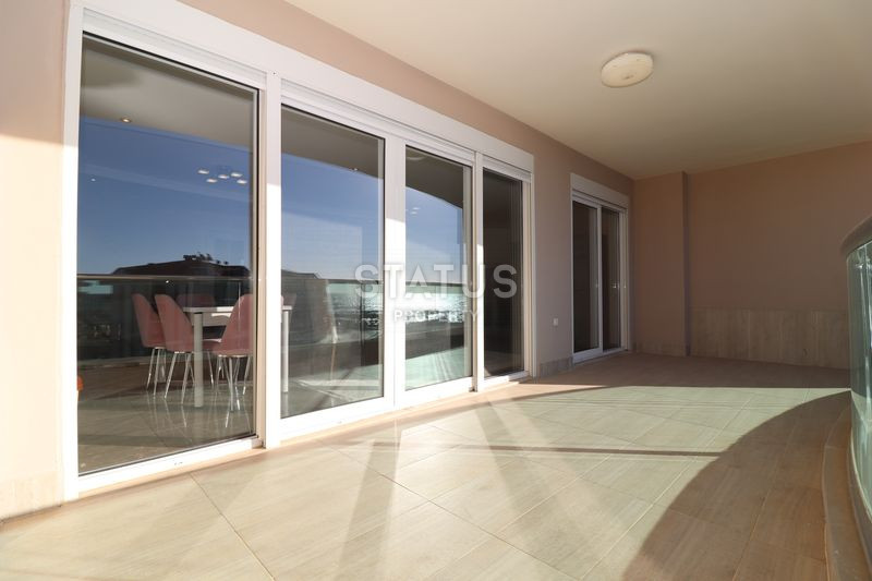 Большой пентхаус 4+1 с видом на море в районе Кестель, 250 м2 фото 35