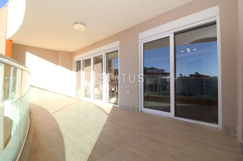 Большой пентхаус 4+1 с видом на море в районе Кестель, 250 м2 фото 36