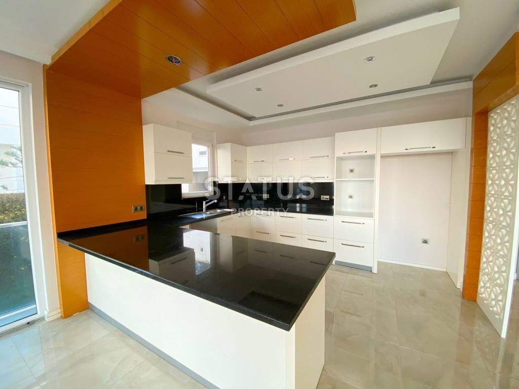 Просторная вилла 4+1 с потрясающими видами и с собственной территорией, 600 м2 фото 8