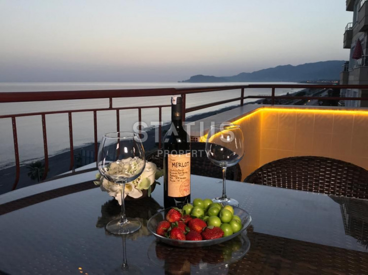 Апартаменты 2+1 с видом на море в Махмутларе, 120 м2 фото 1