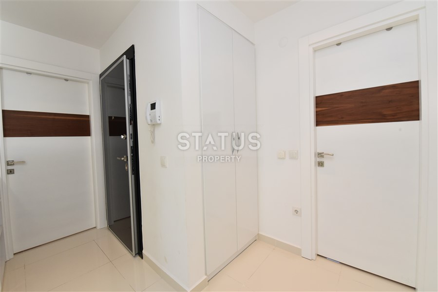 Трехкомнатная меблированная квартира в 300метрах от пляжа Клеопатра. фото 6