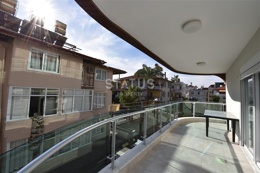 Трехкомнатная меблированная квартира в 300метрах от пляжа Клеопатра. фото 11