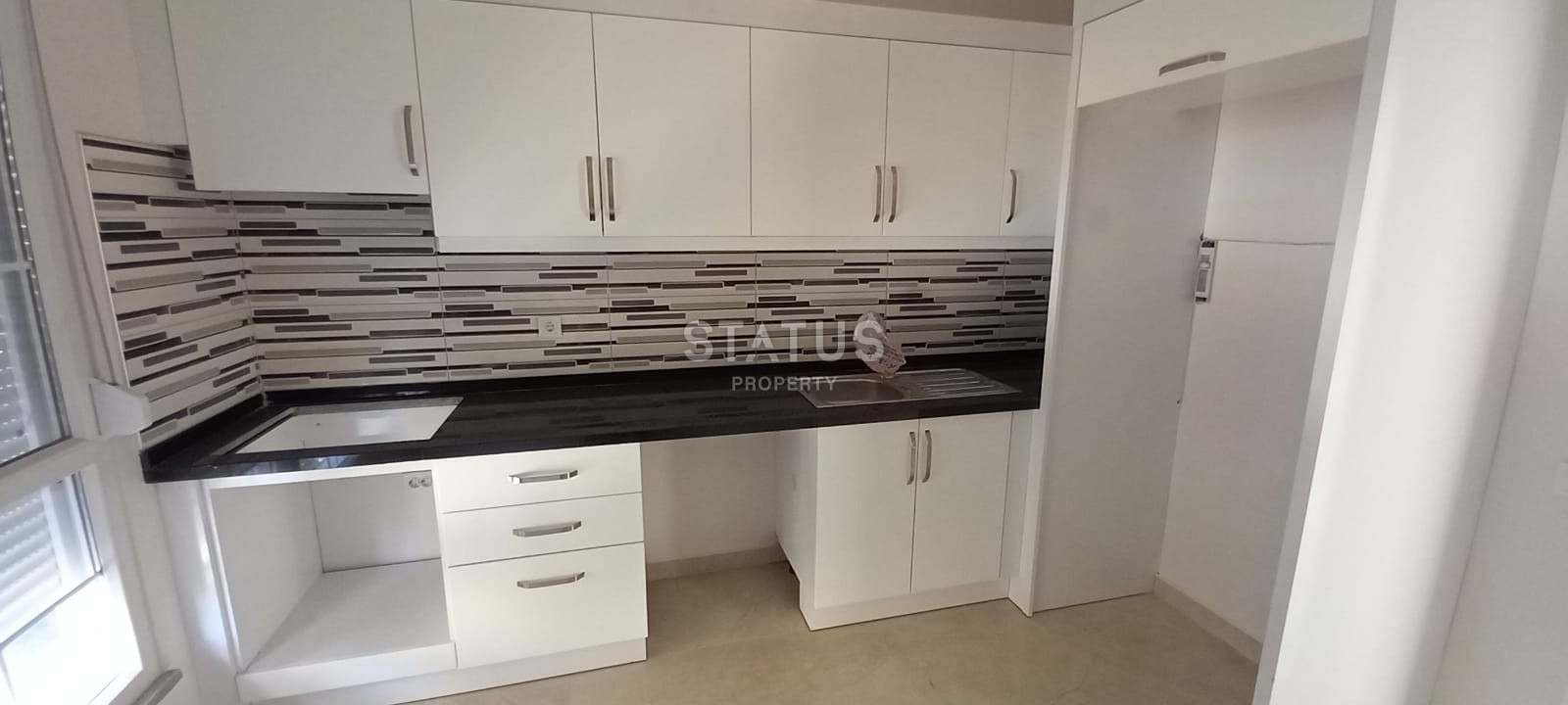 Квартира в новом доме 3+1 с отдельной кухней - 135 кв м  в самом центре Алании! фото 3