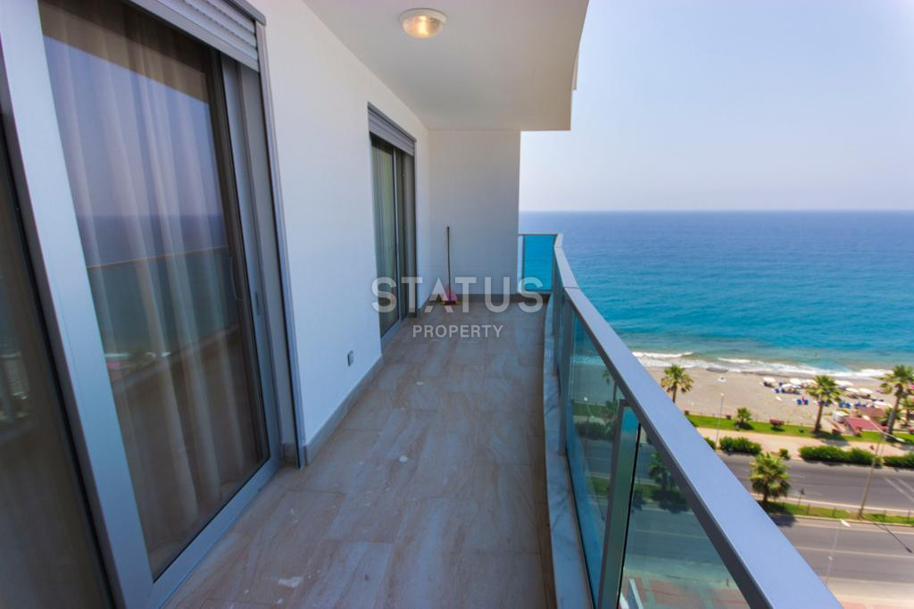 Apartment 2+1 premium class with a panorama of the sea and the fortress, 131 m2 in Mahmutlar. фото 20