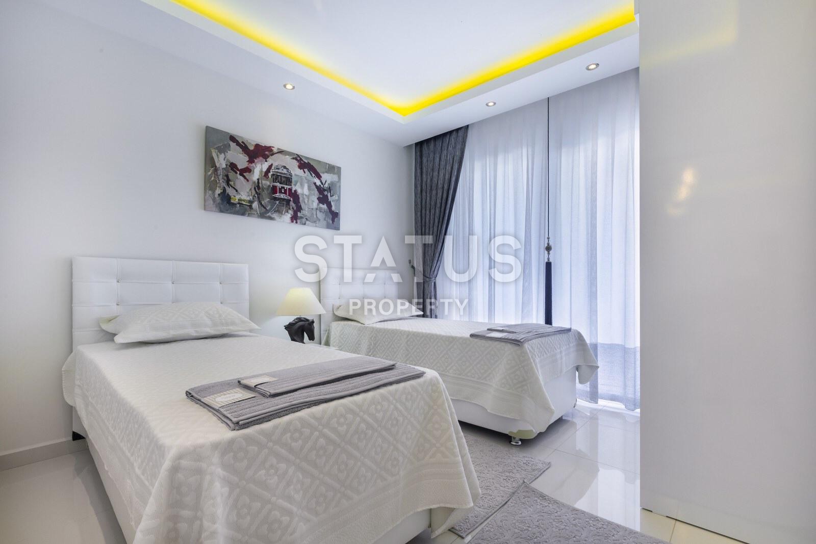 Новые меблированные трехкомнатные апартаменты в комплексе класса люкс, 110 кв. м. фото 7