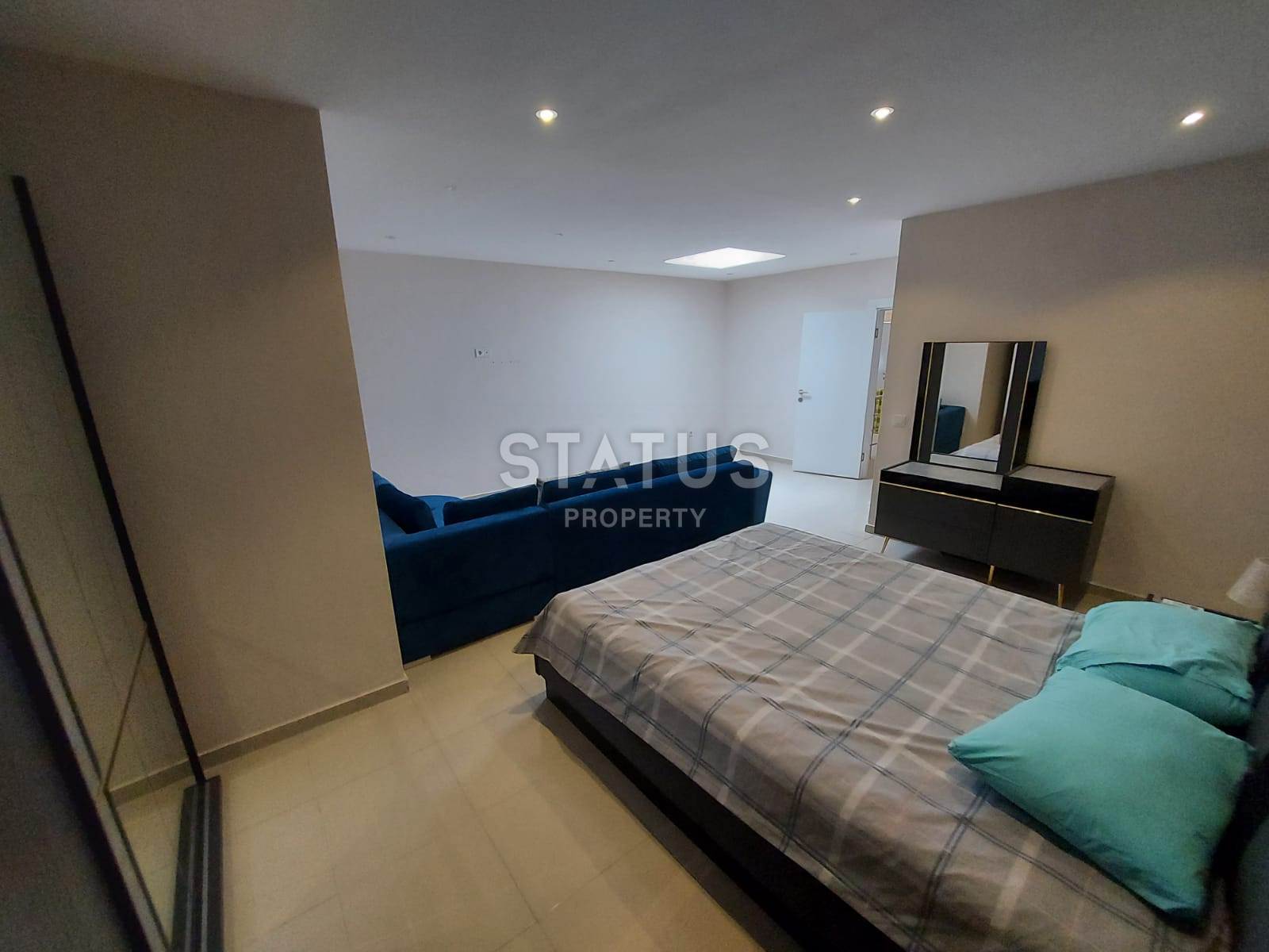 Просторный трехкомнатный дуплекс с боковым видом на море, 185 м2 фото 26