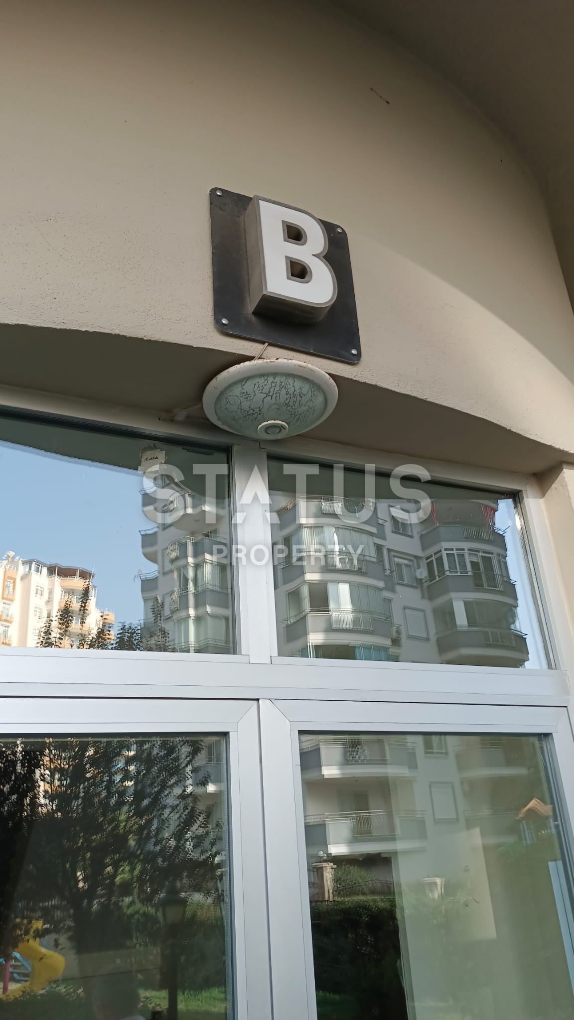 Furnished 2+1 apartment in Mahmutlar, 110m2 фото 15