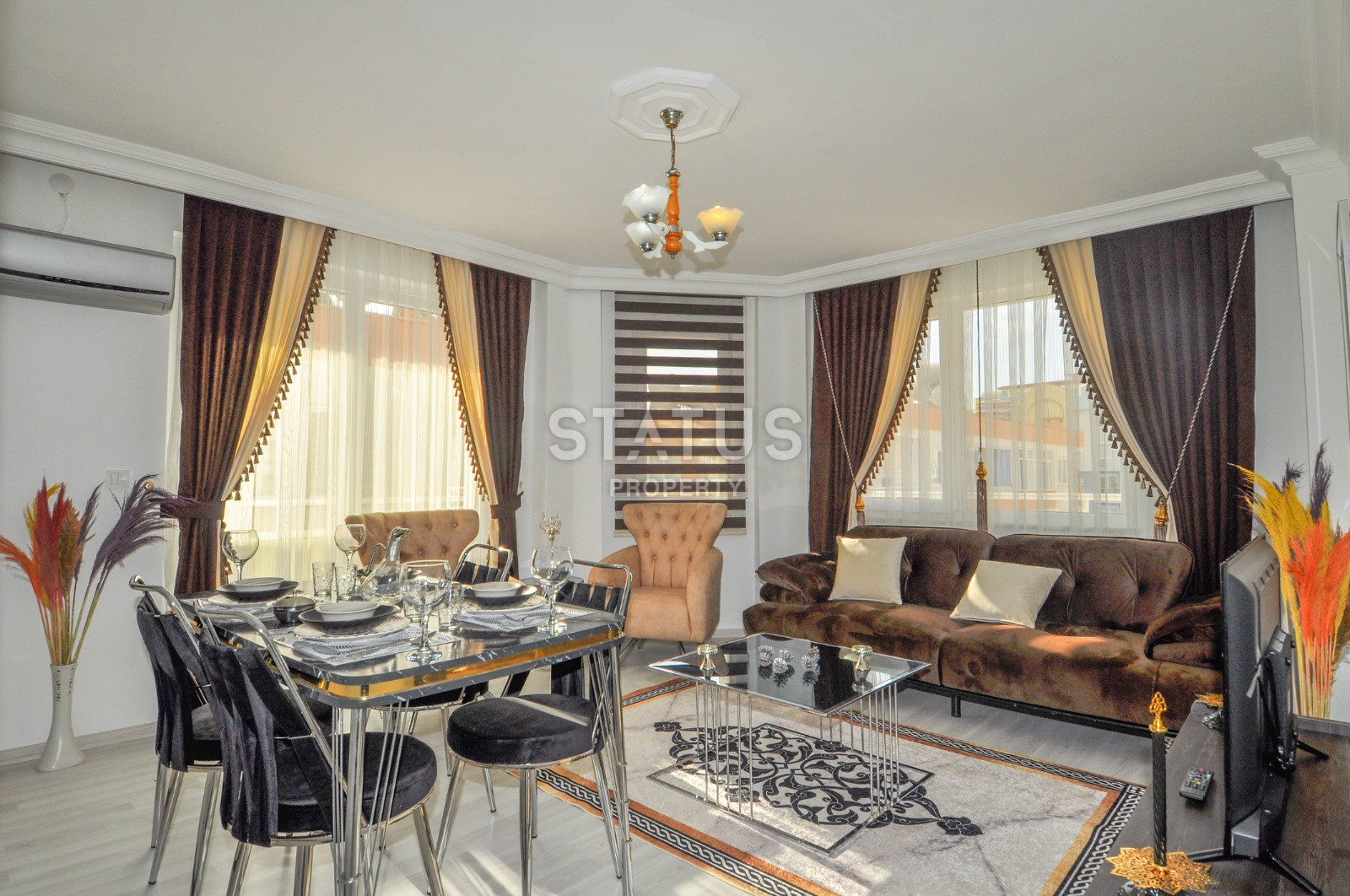 Квартира 2+1 с мебелью в 150 метрах от моря в Махмутларе, 120 кв.м. фото 1