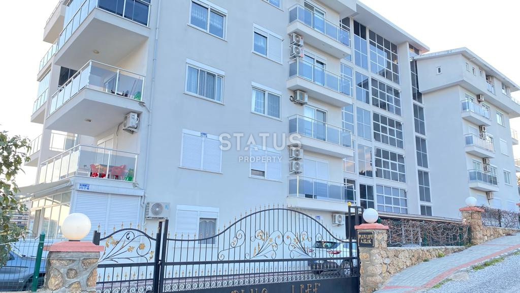 Меблированная квартира 1+1 в 500 метрах от моря в Кестеле, 60 кв.м. фото 1