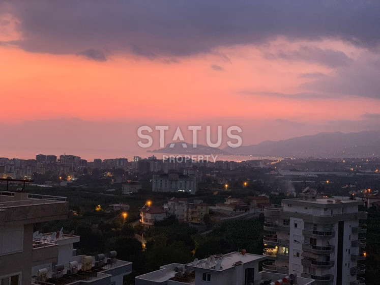 Видовые трехкомнатные апартаменты в Махмутларе с мебелью и техникой, 120м2 фото 1