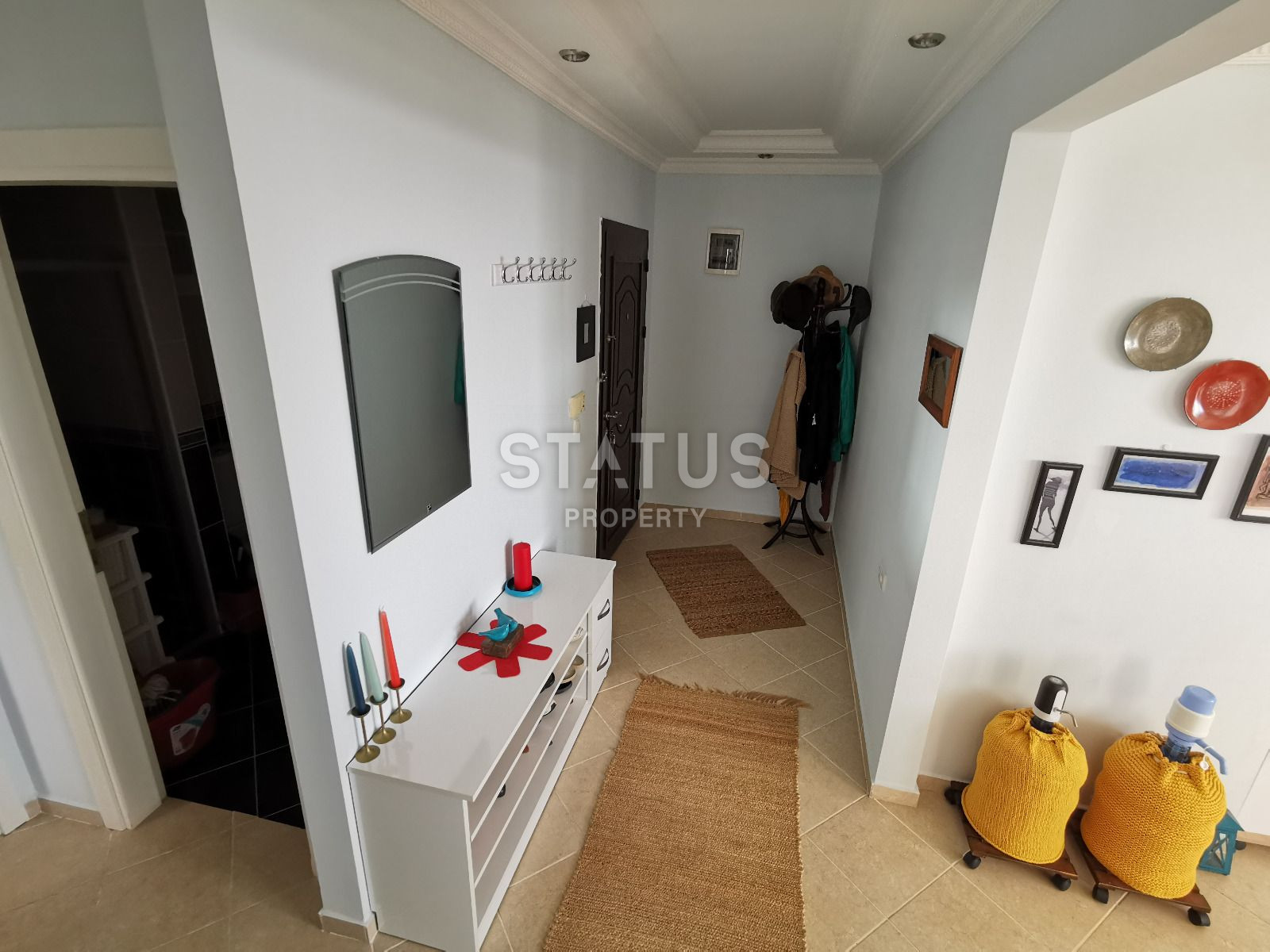 View three-room apartment in Mahmutlar with furniture and appliances, 120m2 фото 8