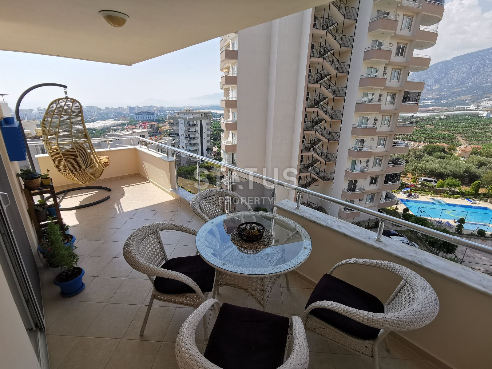 View three-room apartment in Mahmutlar with furniture and appliances, 120m2 фото 19