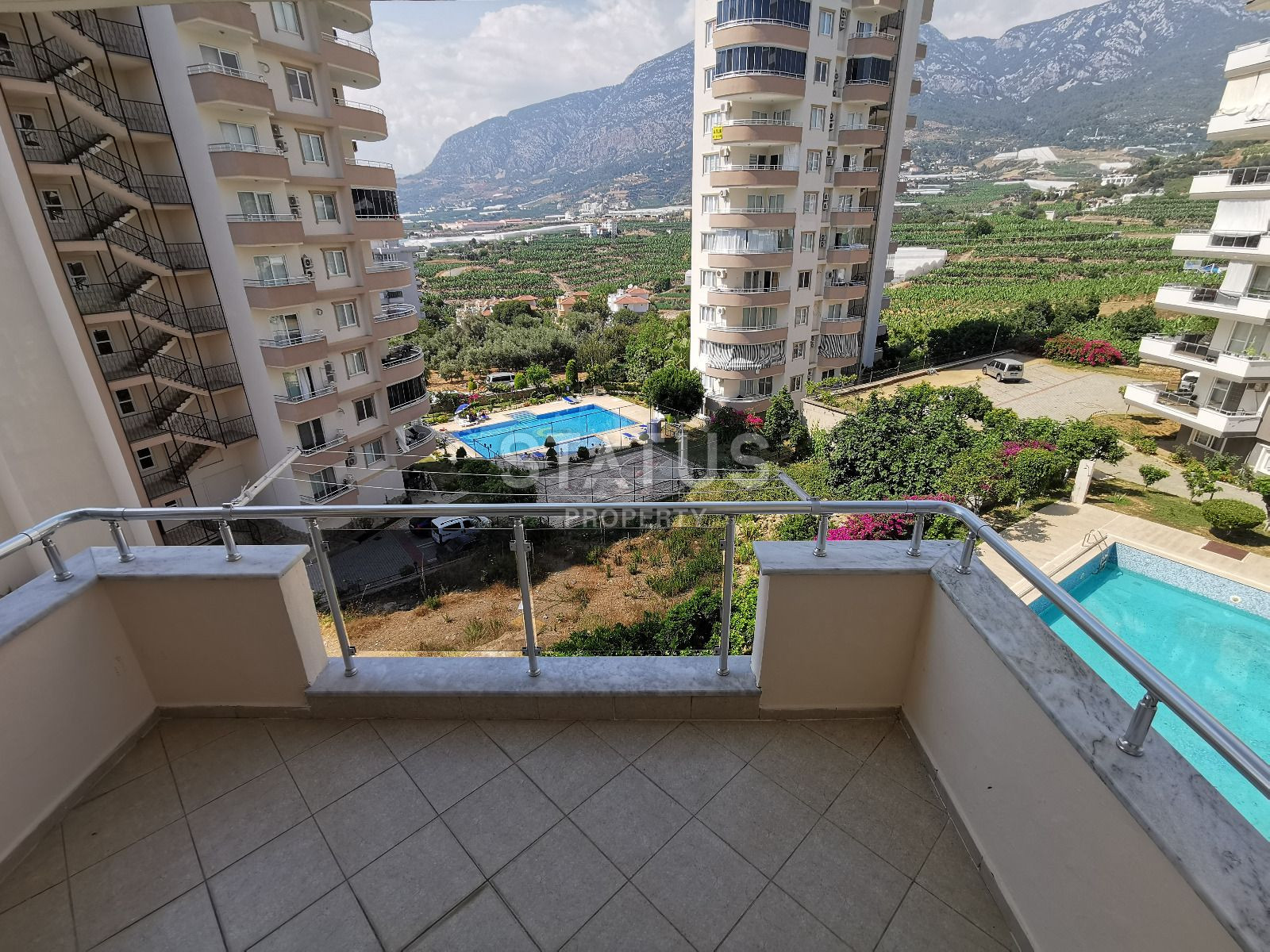 View three-room apartment in Mahmutlar with furniture and appliances, 120m2 фото 21