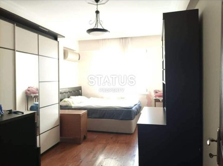 Budget apartment 2+1 two minutes from the sea, 115 m2. Center, Alanya. фото 5