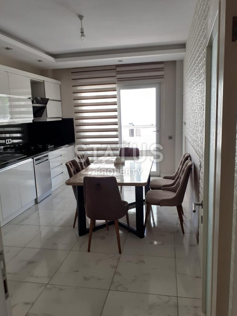 Просторные апартаменты 3+1 с панорамным остеклением балкона, 185 м2 фото 5