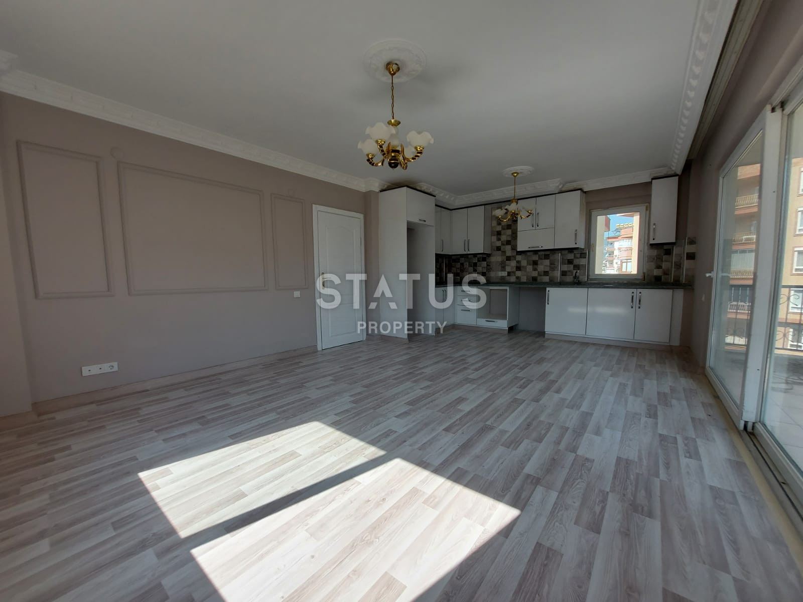 Апартаменты в 200 метрах от моря в районе Тосмур, 110 м2 фото 3