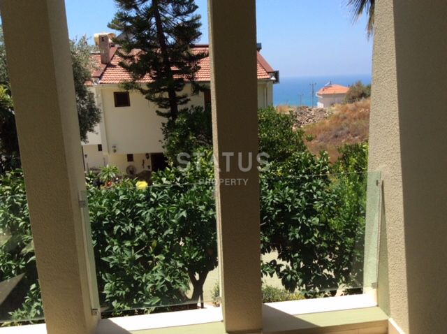 Two villas 3+1 with sea views in Demirtas, 220 m2. фото 19