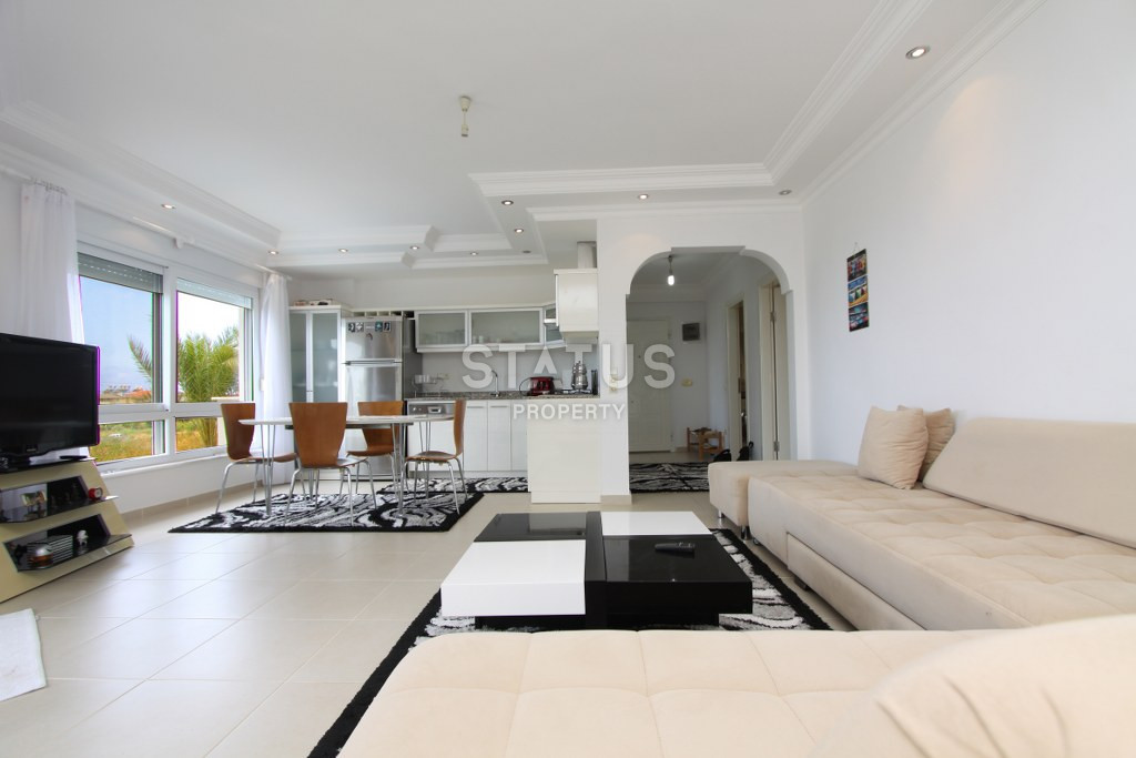 Трехкомнатная квартира с видом на море в центре города, 90 м2 фото 4