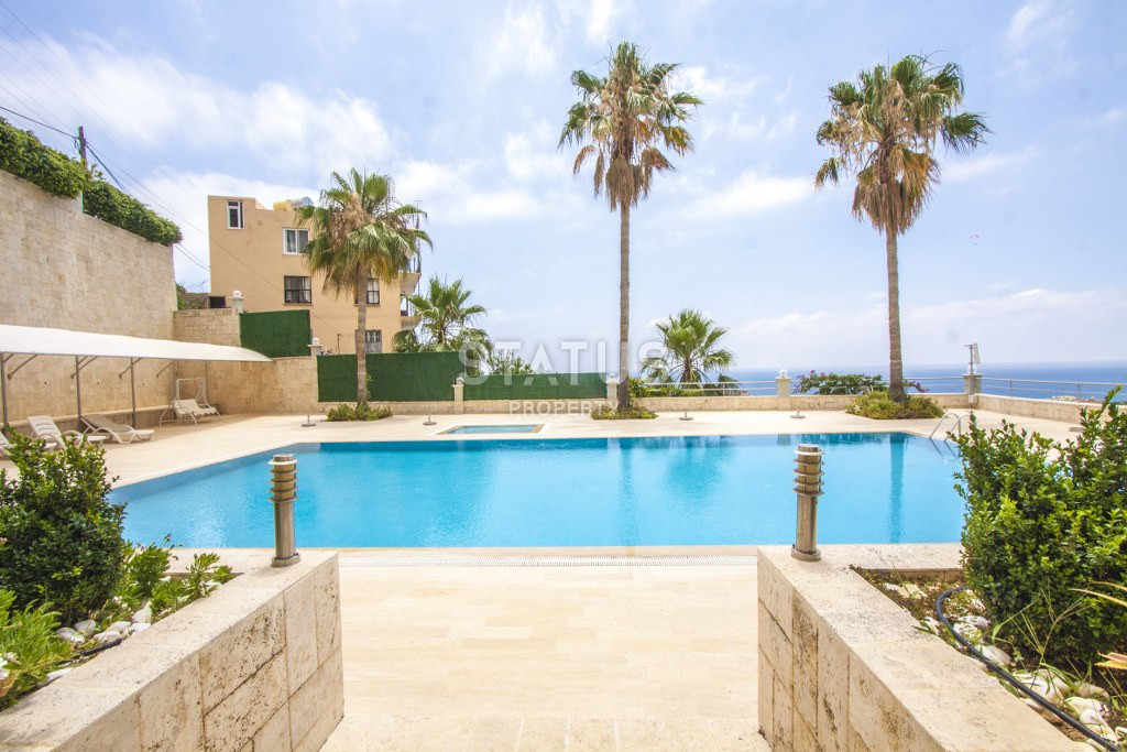 Трехкомнатная квартира с видом на море в центре города, 90 м2 фото 28