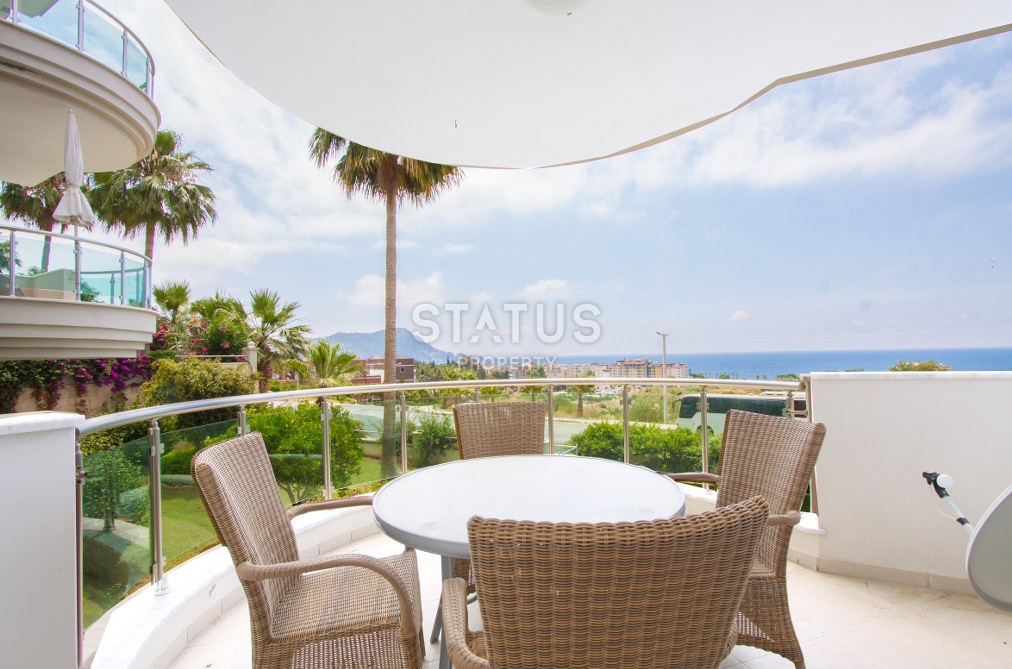 Трехкомнатная квартира с видом на море в центре города, 90 м2 фото 32